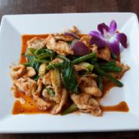 Thai Basil · Sauteed with onions, string beans, green peppers and asparagus in a sweet Thai basil sauce. ...