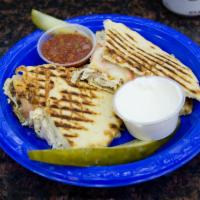 76. Chicken Fajita Panini · Grilled chicken with roasted pepper, caramelized onion and cheddar cheese.