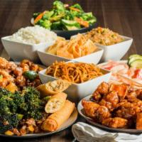 Large Family Meal 大家庭餐 · Choose 2 appetizer, 5 entrees, and 3 sides. Feeds 5-7 people.