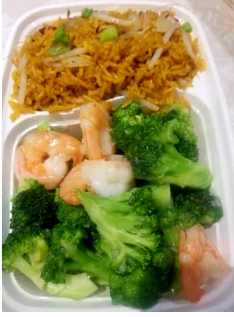 Shrimp with Broccoli Combination Platter · With pork fried rice and egg roll. 