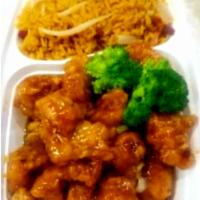 General Tso's Chicken Combination Platter · With pork fried rice and egg roll. Spicy. 