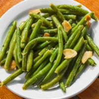 Green Beans Almondine · 