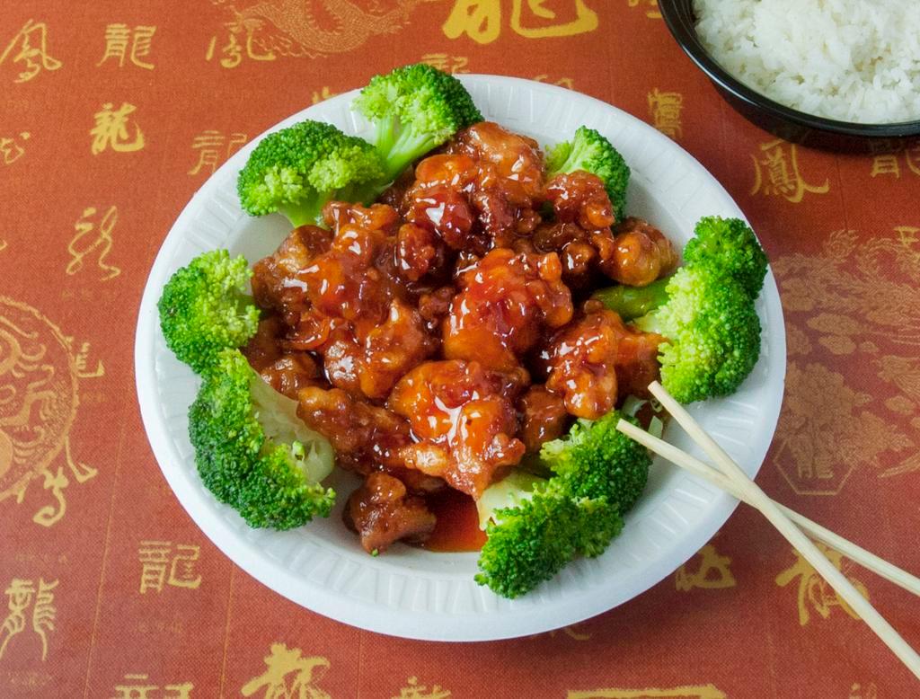 H3. General Tso's Chicken · Stir fried boneless chicken sauteed with broccoli, red and green pepper in special spicy sauce. With white rice or brown rice. Hot and spicy.