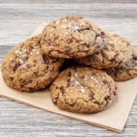 Chocolate Chip Cookies · Half dozen. These delicious chocolate chip cookies are made with 72% Coucher du Soleil Guitt...