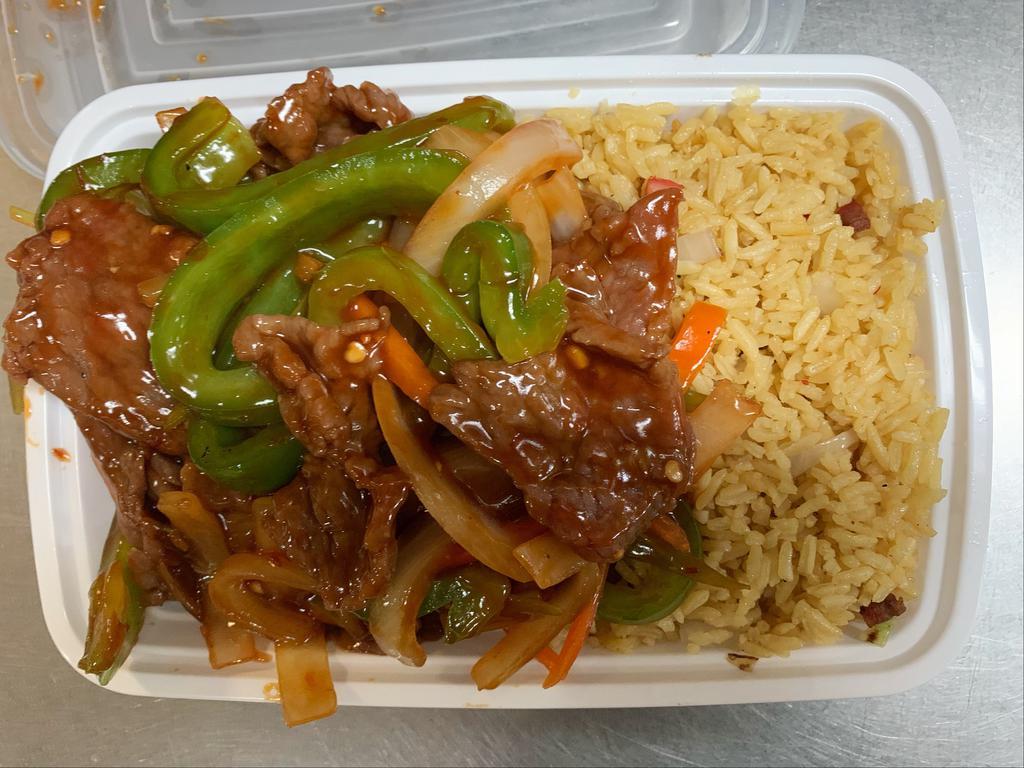 C15. Hot and Spicy Beef Combination Dinner · Served with pork fried rice and pork egg roll. Hot and spicy.