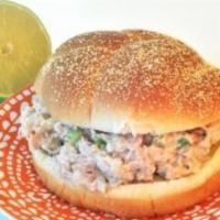 19. Tuna Fish Sandwich (ROLL · Mayo/Ketchup/Lettuce/Tomato