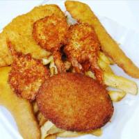 Seafood Combo · 2 shrimps, 1 flounder, 1 crab cake and 1 fish and chips.