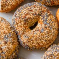 Bagels · Plain, Whole wheat, everything,  multigrain, sesame seed, poppy seed,raisin, everything whol...