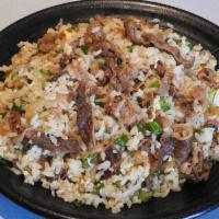 2. Beef with Onion Fried Rice 洋葱牛肉炒飯 · Stir-fried rice.