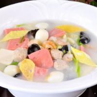  Lucky Chen’s Special Soup 五锦全家福 · Sliced Chicken, Yam, Luffa, Yuba, Pork tripe, Pork shin, Squid, Egg Cake, Fish Cake in the S...