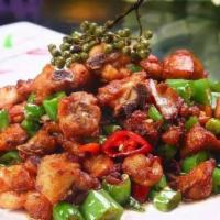 🌶️ Stir-fried chicken w.mixed chili 三椒煸鸡 · 