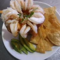 9. Coctel de Camarones · Shrimp cocktail.