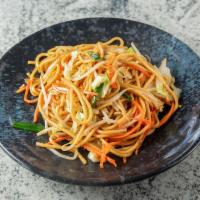 Lo Mein · Mushroom, green cabbage, yellow onion, carrot, bean sprout.