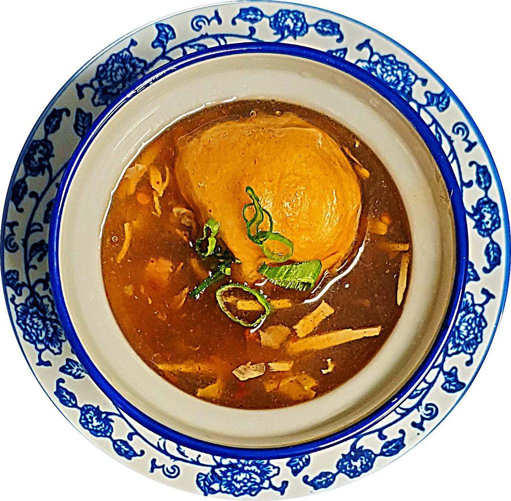 Hot and Sour Soup 酸辣汤 · 