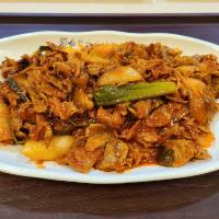 24. Spicy pork(제육구이) · Spicy pork, veg
(includes 1 bowl rice and 1 side dish)
