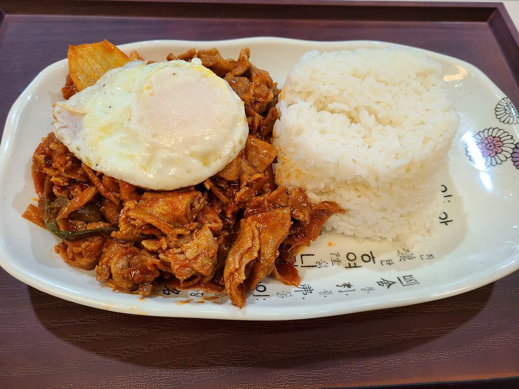 54. Kimchi pork stir-fry box(김치제육박스) · Kimchi, pork, rice cake, rice, egg
(include 1 side dish)
