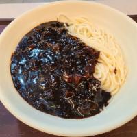 28. Jajang-myun(짜장면) · Noodles with black bean sauce, pork, veg
(include 1 side dish)