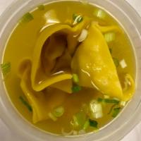 Wonton Soup 云吞汤 · With dry noodles.