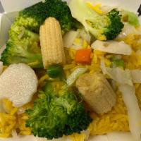 Vegetable Fried Rice 蔬菜炒饭 · broccoli，peas，carrot，baicai，onion ，green onion ，bean sprout