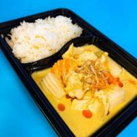 11. Yellow Curry · Choice of protein, potatoes, carrots, onions, yellow curry paste, coconut milk. Spicy.