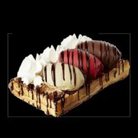 Amorino Waffle La Bella · 3 scoops of gelato or sorbet with topping and whipped cream.