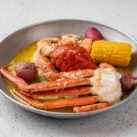 Combo E · 1 lobster tail, 1/2 lb snow crab, 1/2 lb shrimp(no head), 1 corn and 2 potatoes 