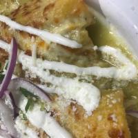  Enchiladas Verdes  · green sauce, melted chihuahua cheese, rice and black or pinto beans.