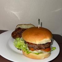 Kid burger · 6oz burger with ketchup, pickle spear and fries