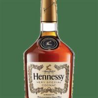 HENNESSY VSOP COGNAC. FRANCE. · 750ML. 40% ABV. Must be 21 to purchase.