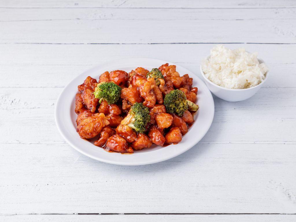 S8. General Tso's Chicken · White meat. Served with white rice. Hot and spicy.
