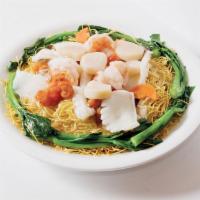 Seafood Pan Fried Noodles 海鮮炒麵 · 