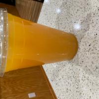Fresh Squeezed Orange 🍊 Juice · Fresh made orange 🍊 juice from fresh oranges. 