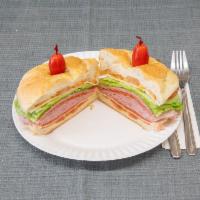 Italian Combo Hero Combo · Ham, Genoa, salami, provolone cheese, lettuce, tomato, onions, roasted peppers, olive oil, a...