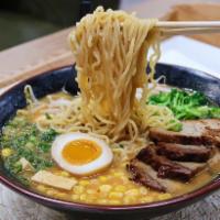 Miso Ramen Noodle Soup 味增拉面              · Salty Pork &chicken bone broth 