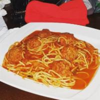 112. Spaghetti con Albondigas · Meatball spaghetti.