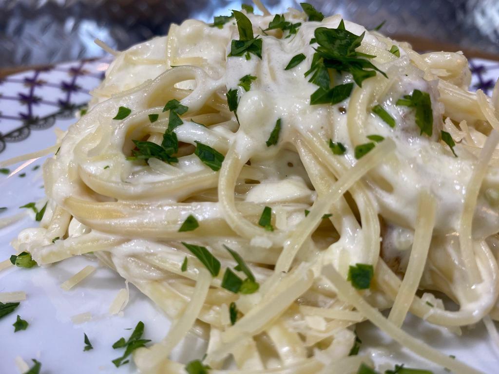 FETTUCCINE ALFREDO  · Pasta, cream sauce with pecorino romano cheese