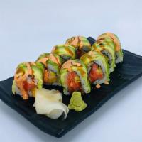 King Of Queens Roll · Spicy tuna, mango, and crunch, topped with avocado glazed eel sauce and spicy mayo.

