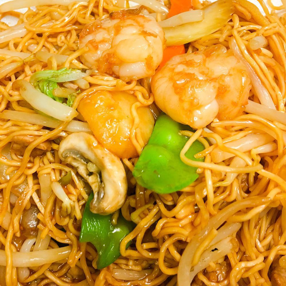 Shrimp Lo Mein (Old Style) · Thin, Cantonese egg noodle stir fried with shrimp, broccoli, carrots, mushroom, celery, Napa cabbage, water chestnuts, and bean sprouts.