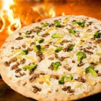 Il Giardino Pizza · Fresh mozzarella, basil, artichoke, broccoli, onions, and mushroom.
