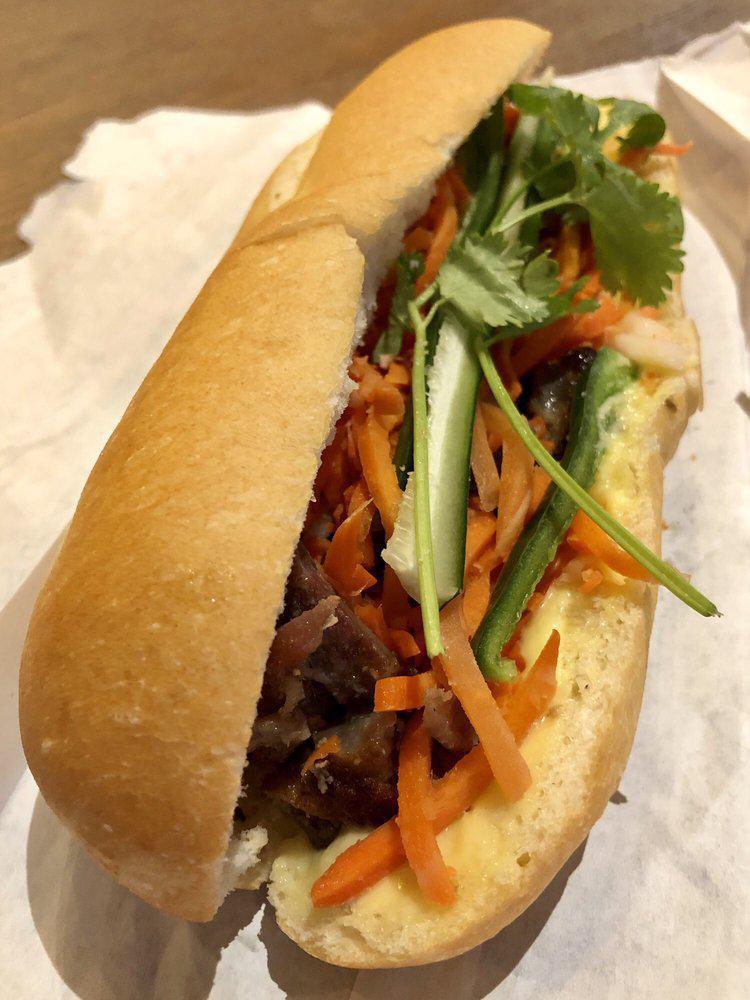 03. Grilled Pork Sandwich  · Heo nuong.