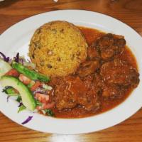 Rabo Mini Combo · Oxtail. Served with rice, beans and salad.