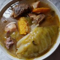 Sopa de Res ( Beef Soup) · Beef soup with vegetables and rice.
Sopa de Res con vegetales y Arroz.