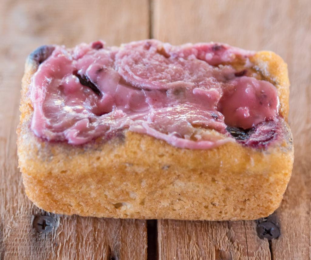 Gluten-Free Marionberry Mini Loaf Made with Oregon Marionberries · Gluten-free and soy-free.