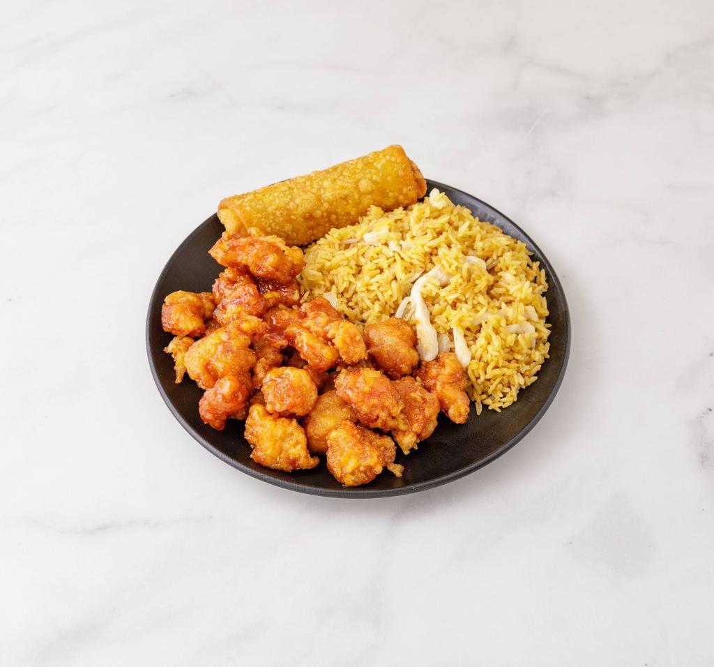 C8. General Tso's Chicken Combo Platter · Served with pork fried rice and egg roll. Hot and spicy.