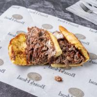 Beef Supreme Lunch · Boar’s Head® Deluxe Roast beef and melted mozzarella with bacon on a toasted garlic hero.