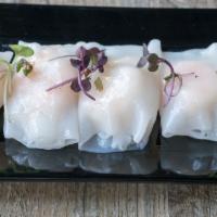 Steamed Rice Roll with Shrimp · 