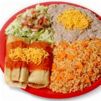 2 Chicken Tamales Combo · Served rice, beans, lettuce, sour cream and Mexican salsa.