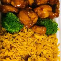 C21. General Tso's Chicken Combo · Spicy.
