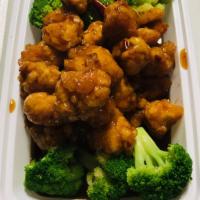 H13. General Tso's Chicken · White meat. Spicy.
