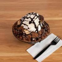 Real Chocolate Shaved Snow · Toppings include chocolate bits, cocoa puffs cereal, marshmallow choco pie bits, whipped cre...